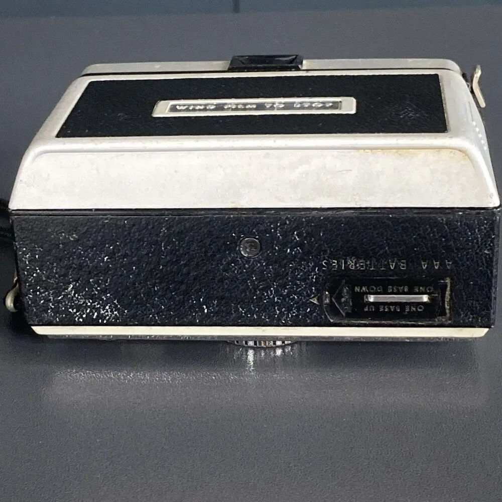 Vintage Kodak Instamatic 100 Camera Retro Film Photography Gift USA Made Display